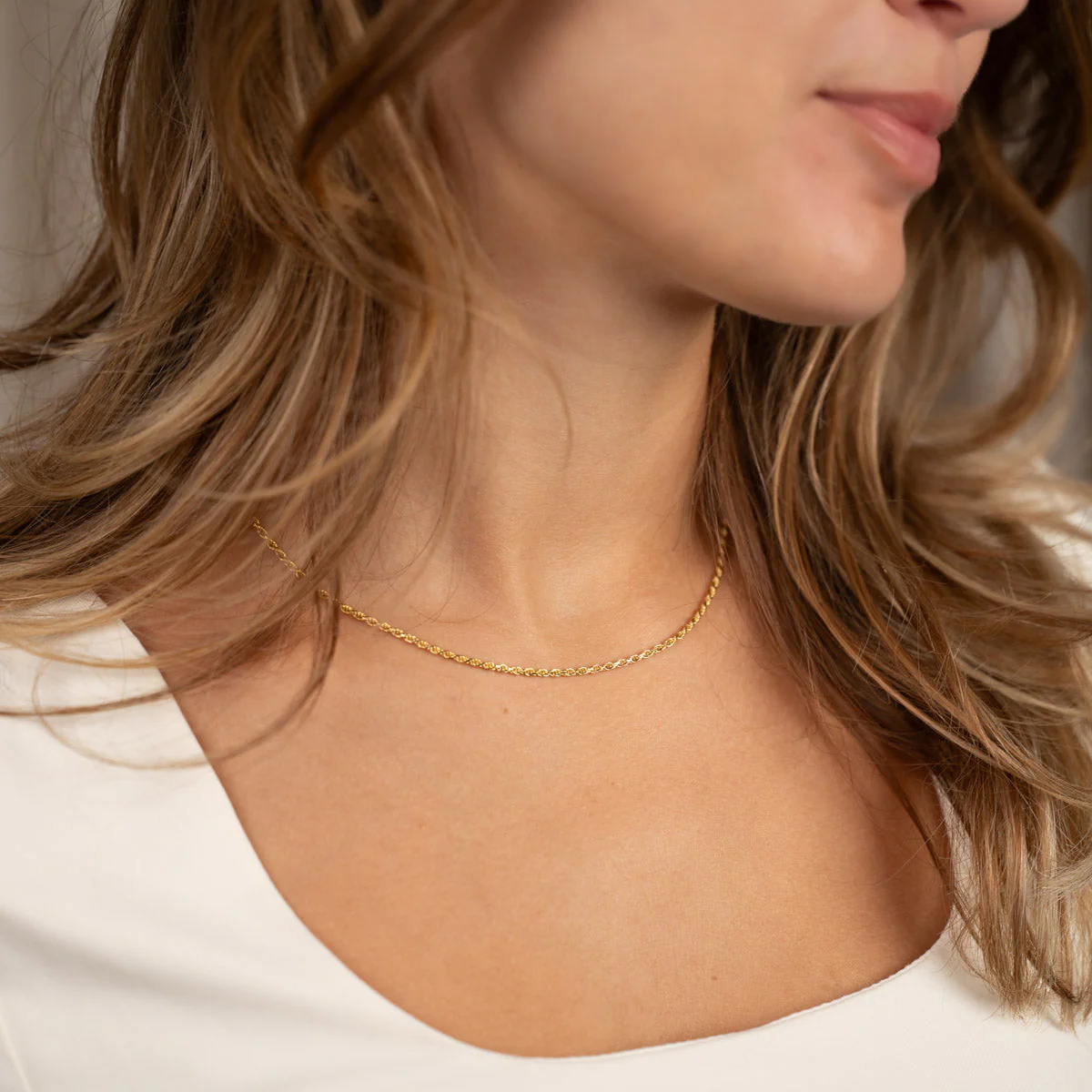 SVEA SMALL GOLDEN CHAIN - Image 8
