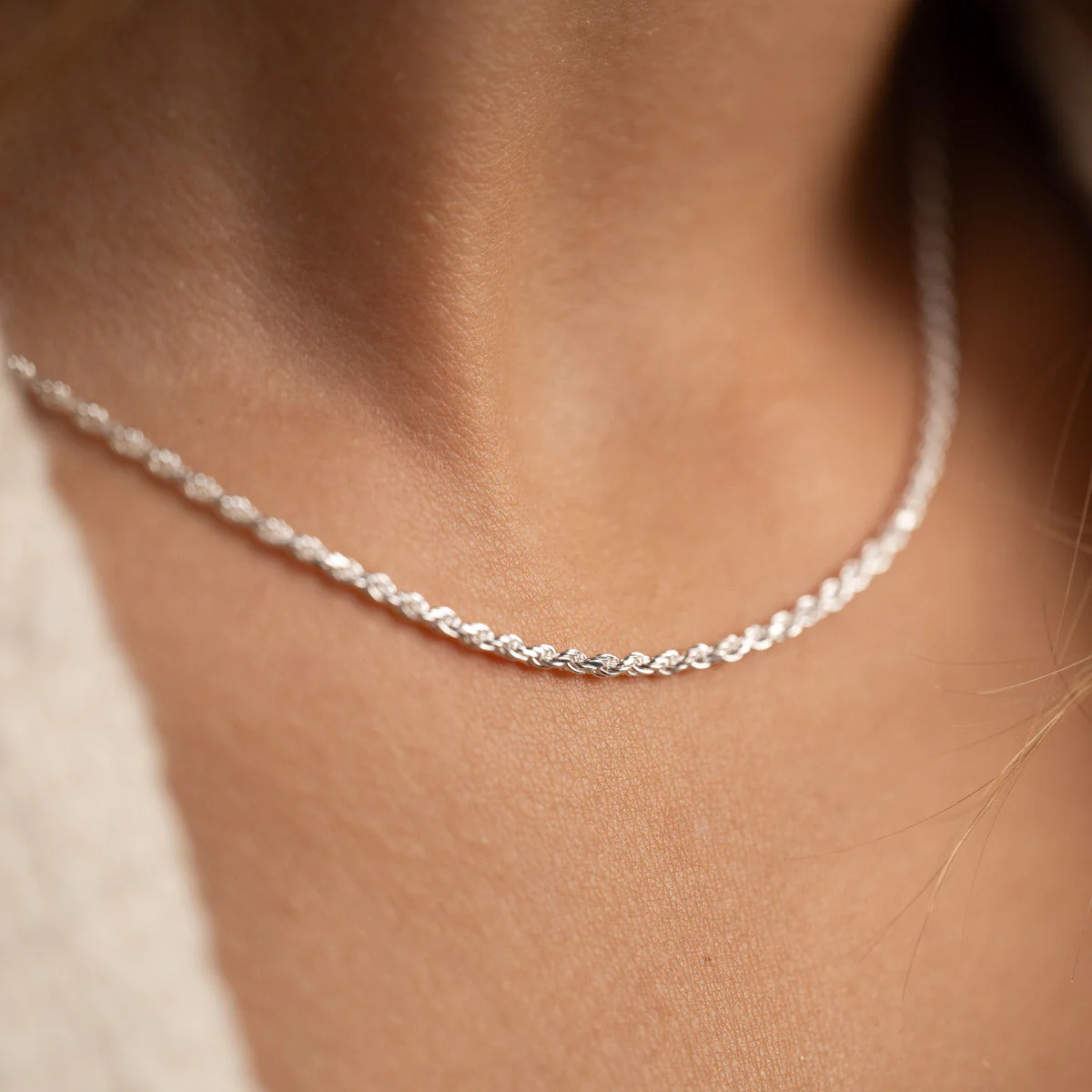 SVEA SMALL SILVER CHAIN - Image 3