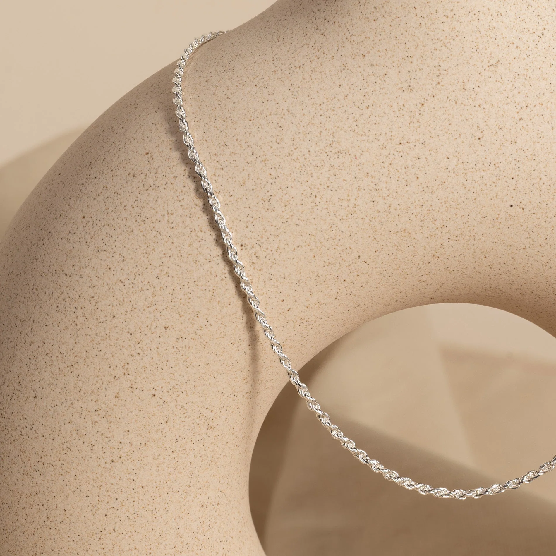SVEA SMALL SILVER CHAIN - Image 4