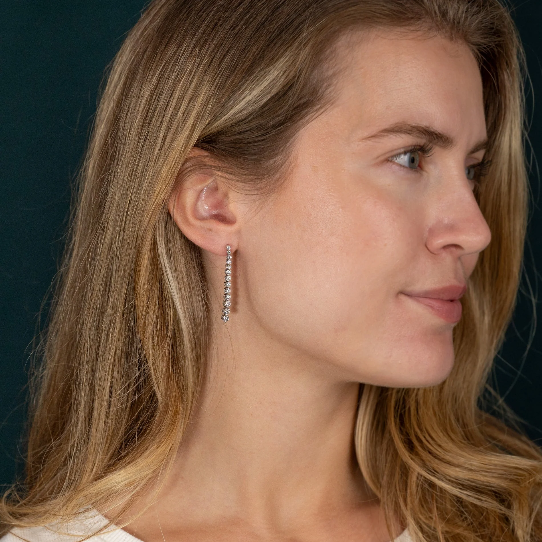TENNIS LAB-DIAMOND DROP EARRING - 1.6ct - WG - Image 11