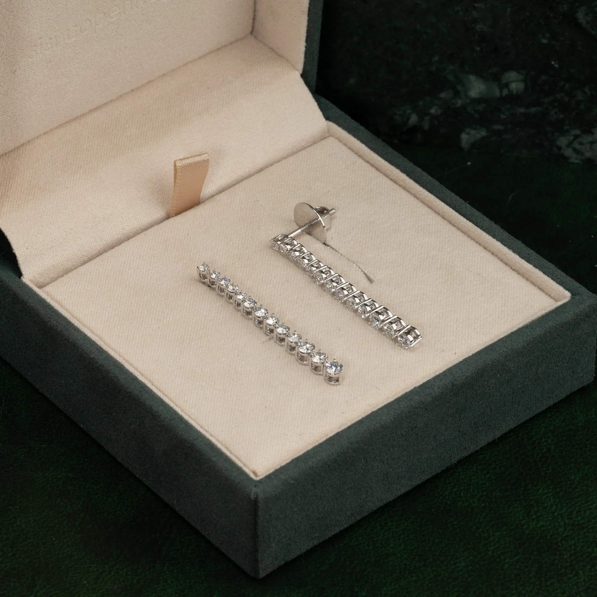 TENNIS LAB-DIAMOND DROP EARRING - 1.6ct - WG - Image 9