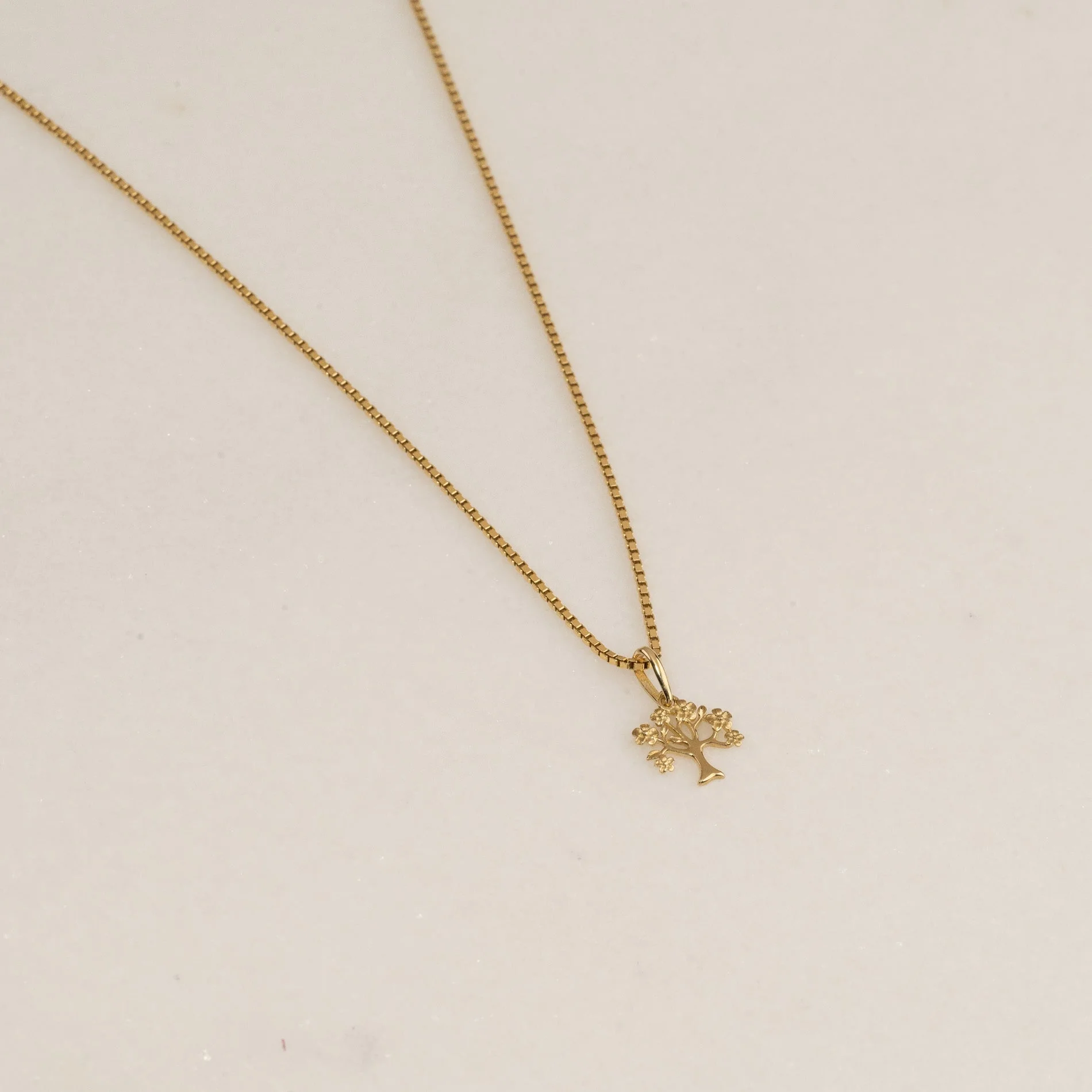 TREE OF LIFE SOLID GOLD PENDANT - Image 6