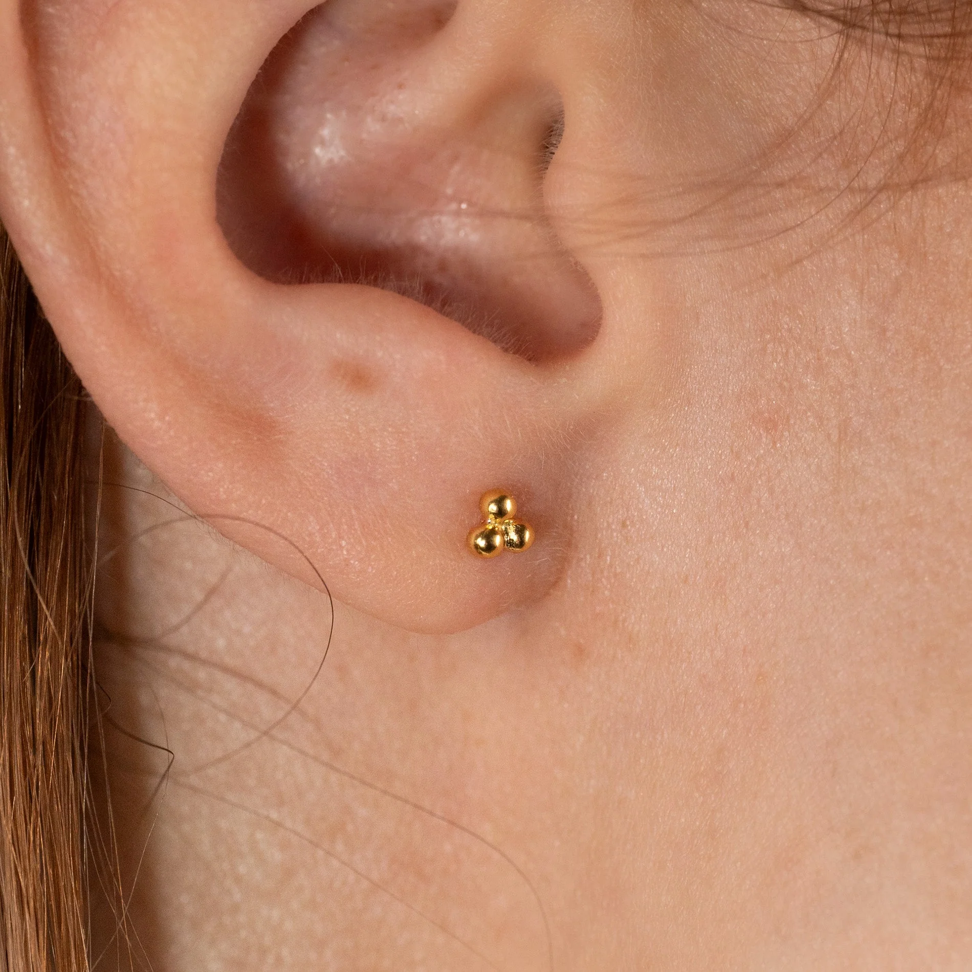 TRIA DOT GOLDEN EARRING - Image 4
