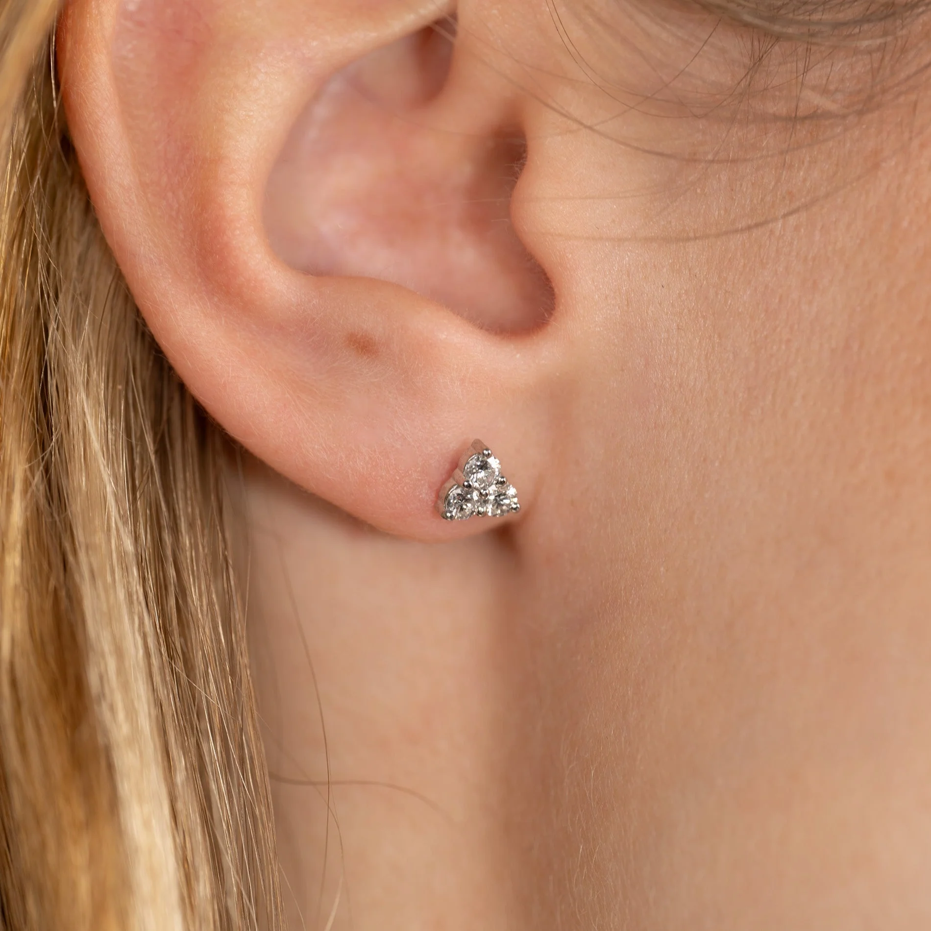 TRIO LAB-DIAMOND STUD EARRING - 0.43ct - WG - Image 6