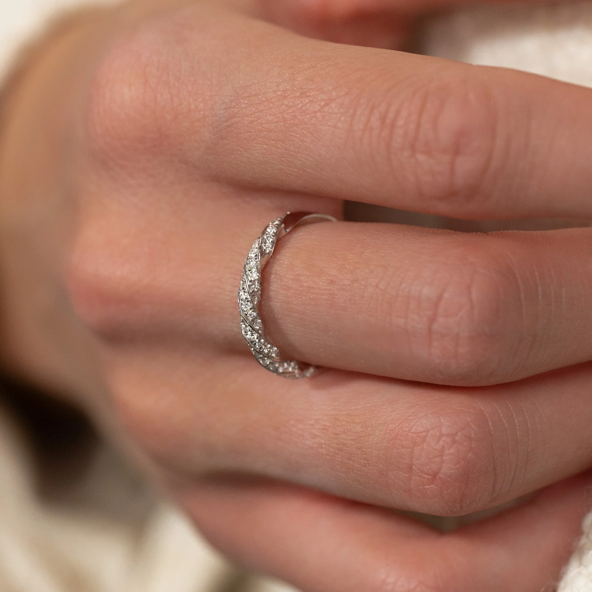 TWISTED ALLIANCE LAB-DIAMOND RING - 0.4ct - WG - Image 4