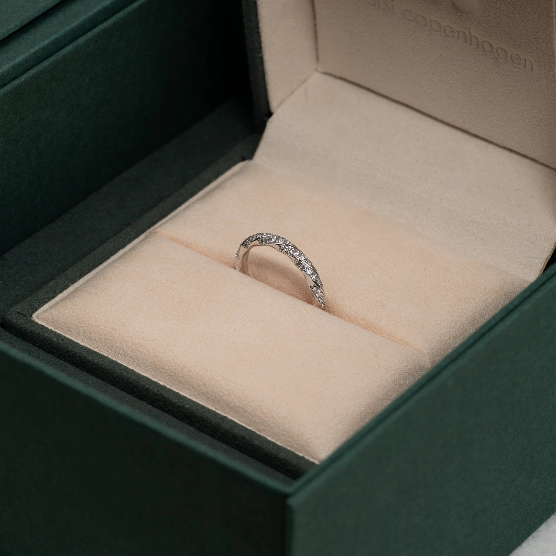 TWISTED ALLIANCE LAB-DIAMOND RING - 0.4ct - WG - Image 8