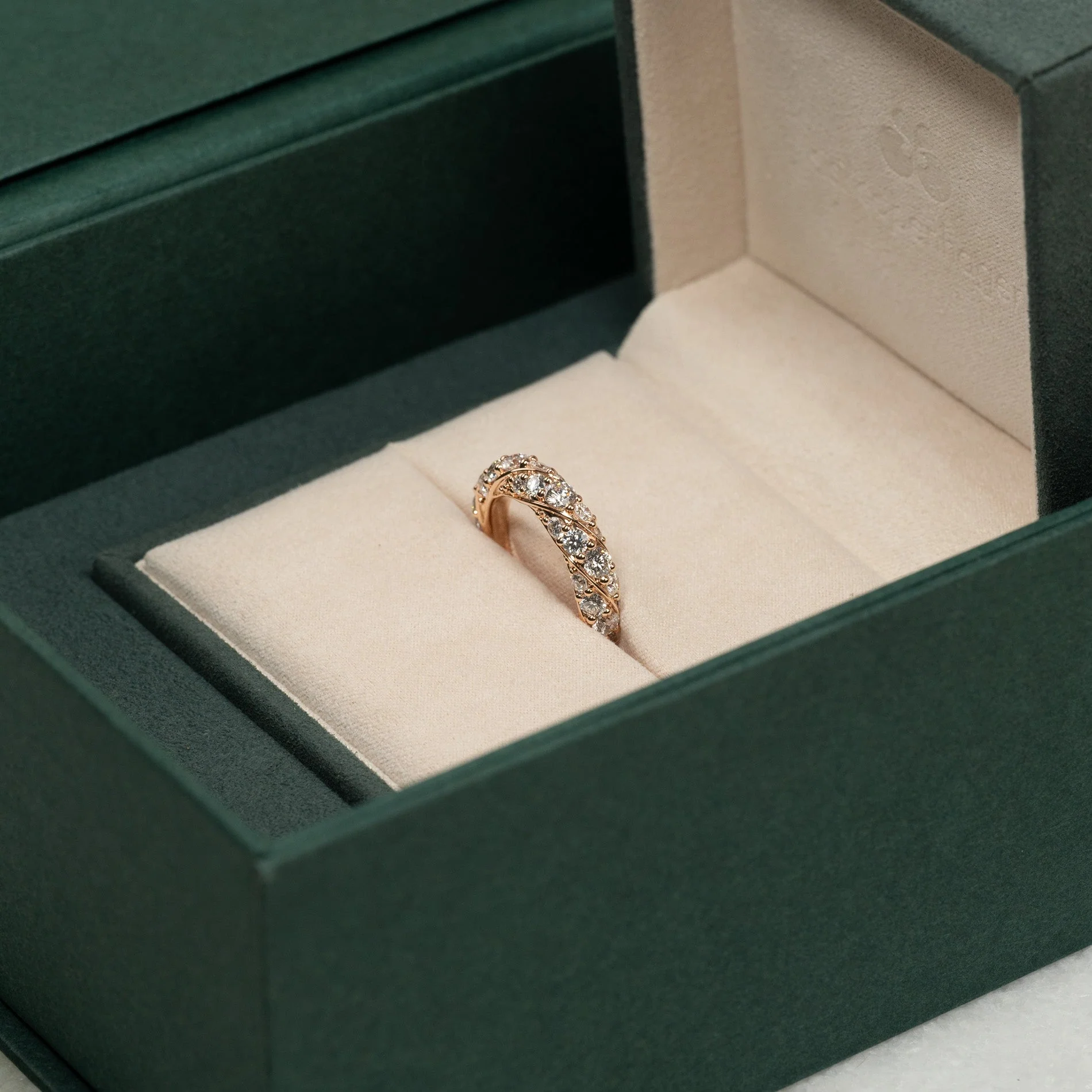 TWISTED ALLIANCE DIAMOND RING - 2.64ct - Image 12