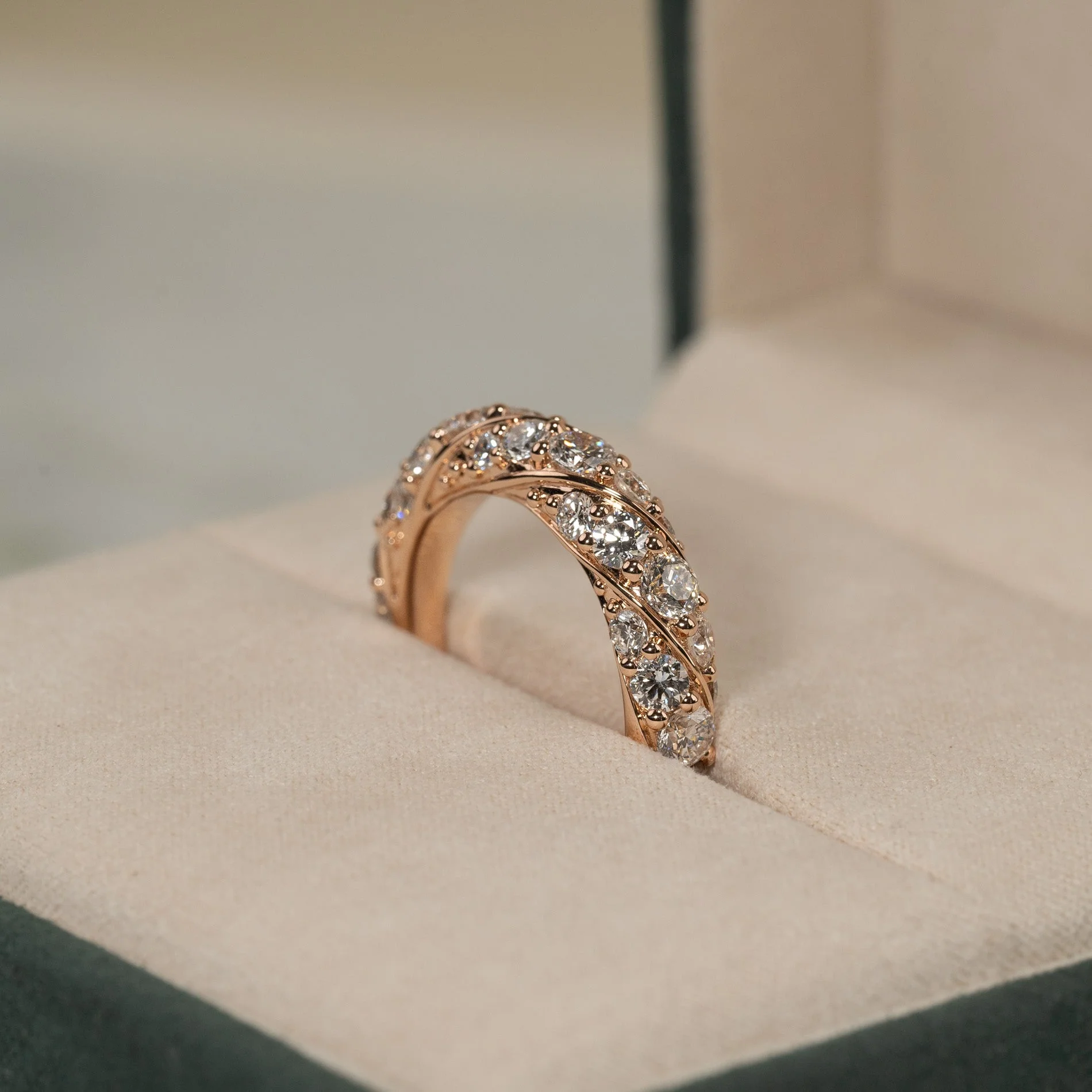 TWISTED ALLIANCE DIAMOND RING - 2.64ct - Image 8