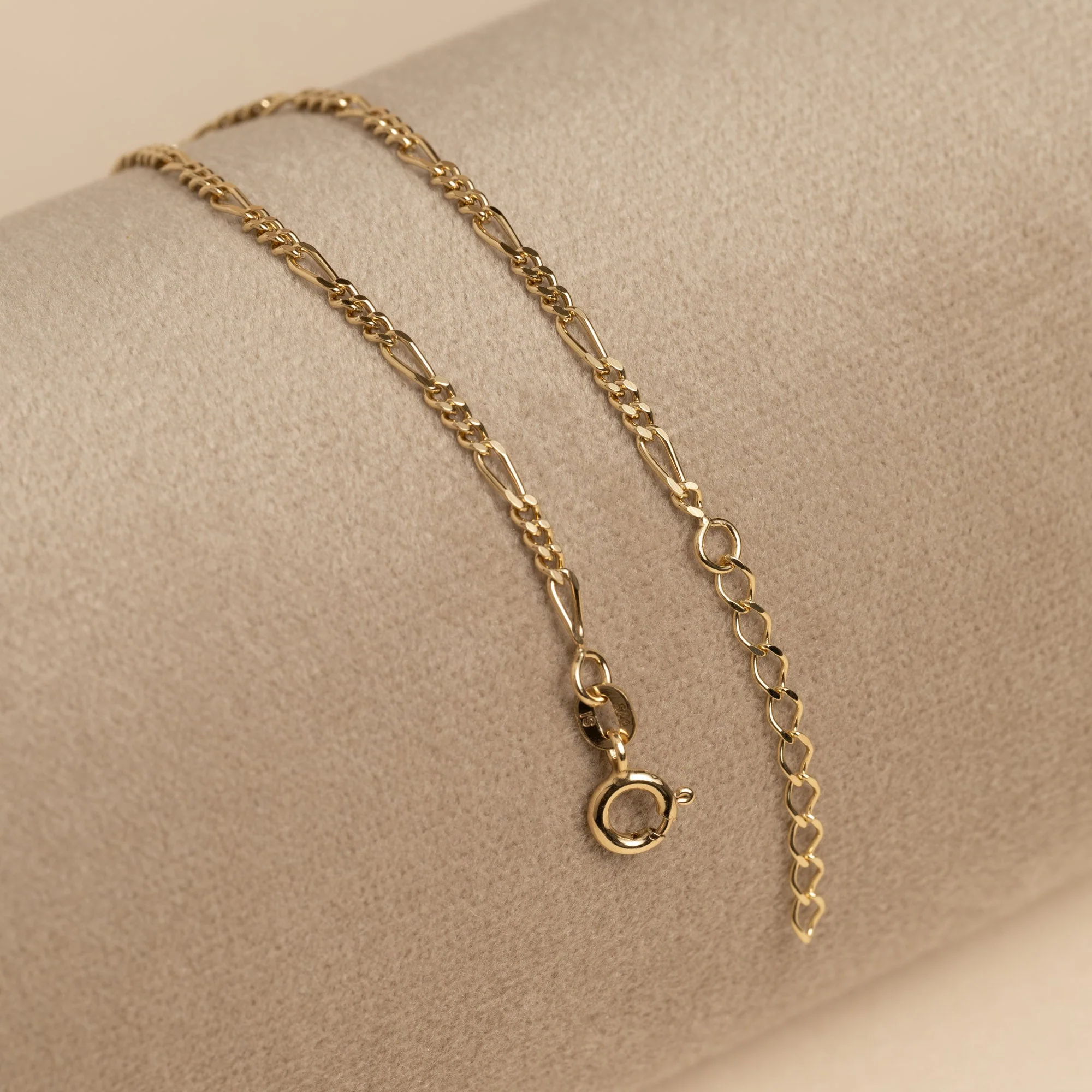 UMA FIGARO SOLID GOLD BRACELET - Image 4