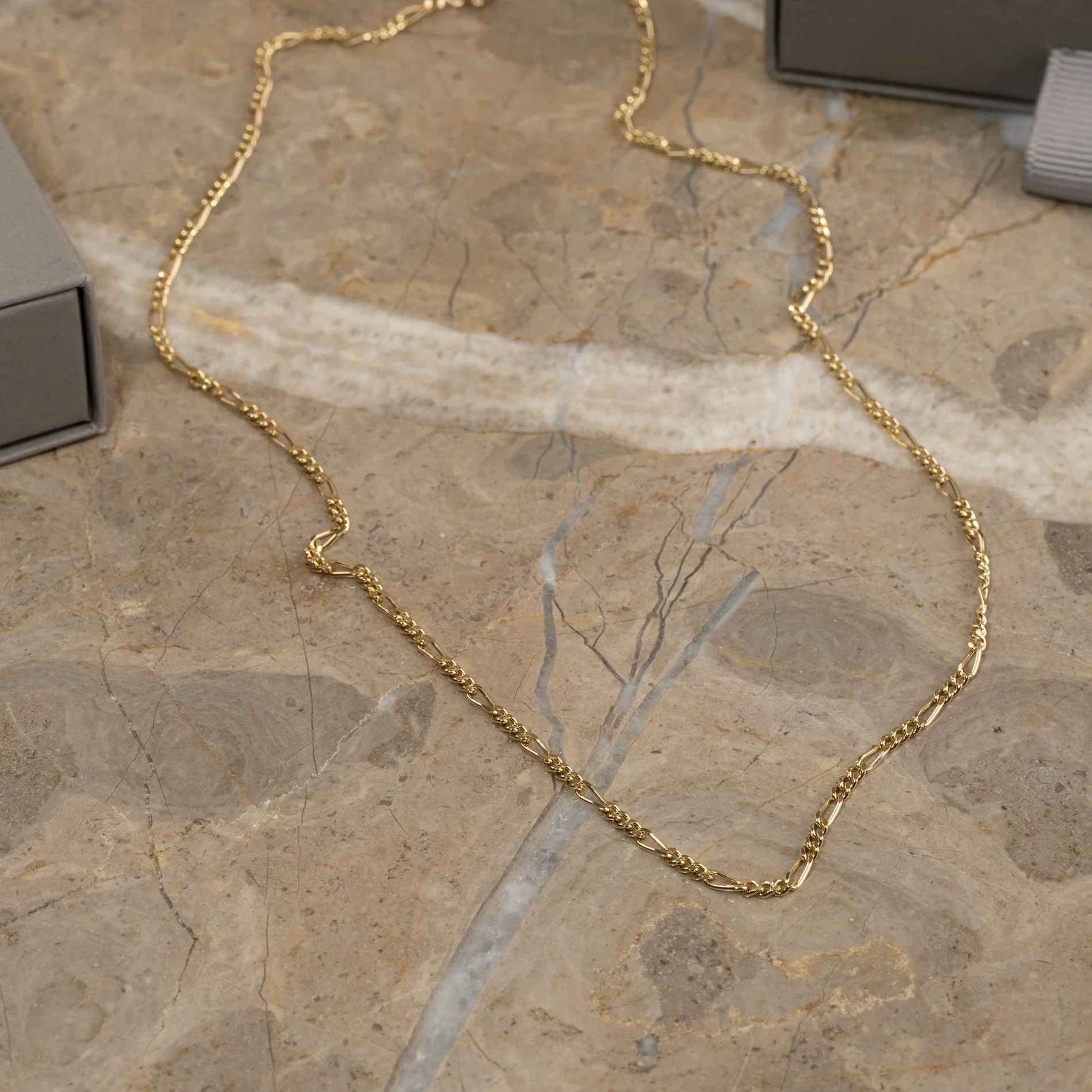 UMA FIGARO SOLID GOLD CHAIN - Image 4