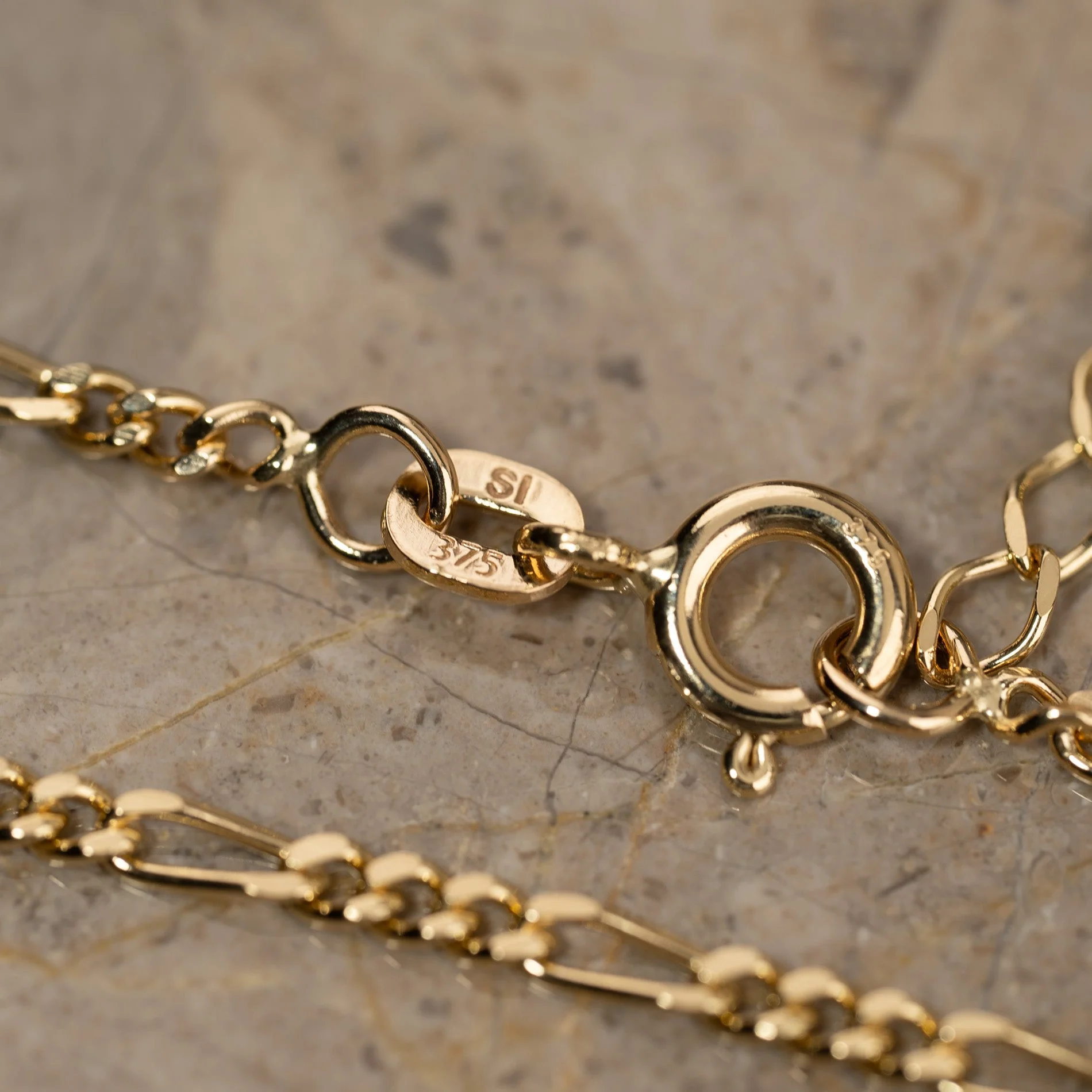 UMA FIGARO SOLID GOLD CHAIN - Image 6