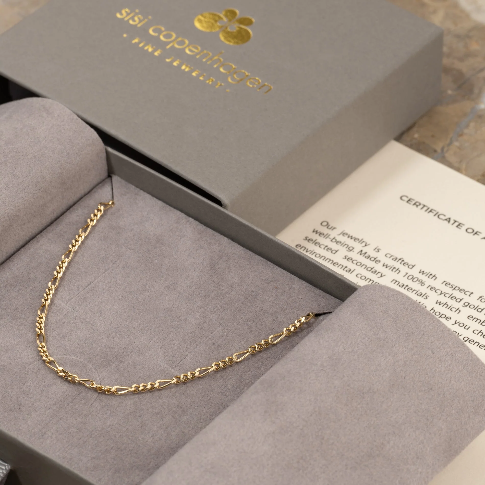 UMA FIGARO SOLID GOLD CHAIN - Image 8
