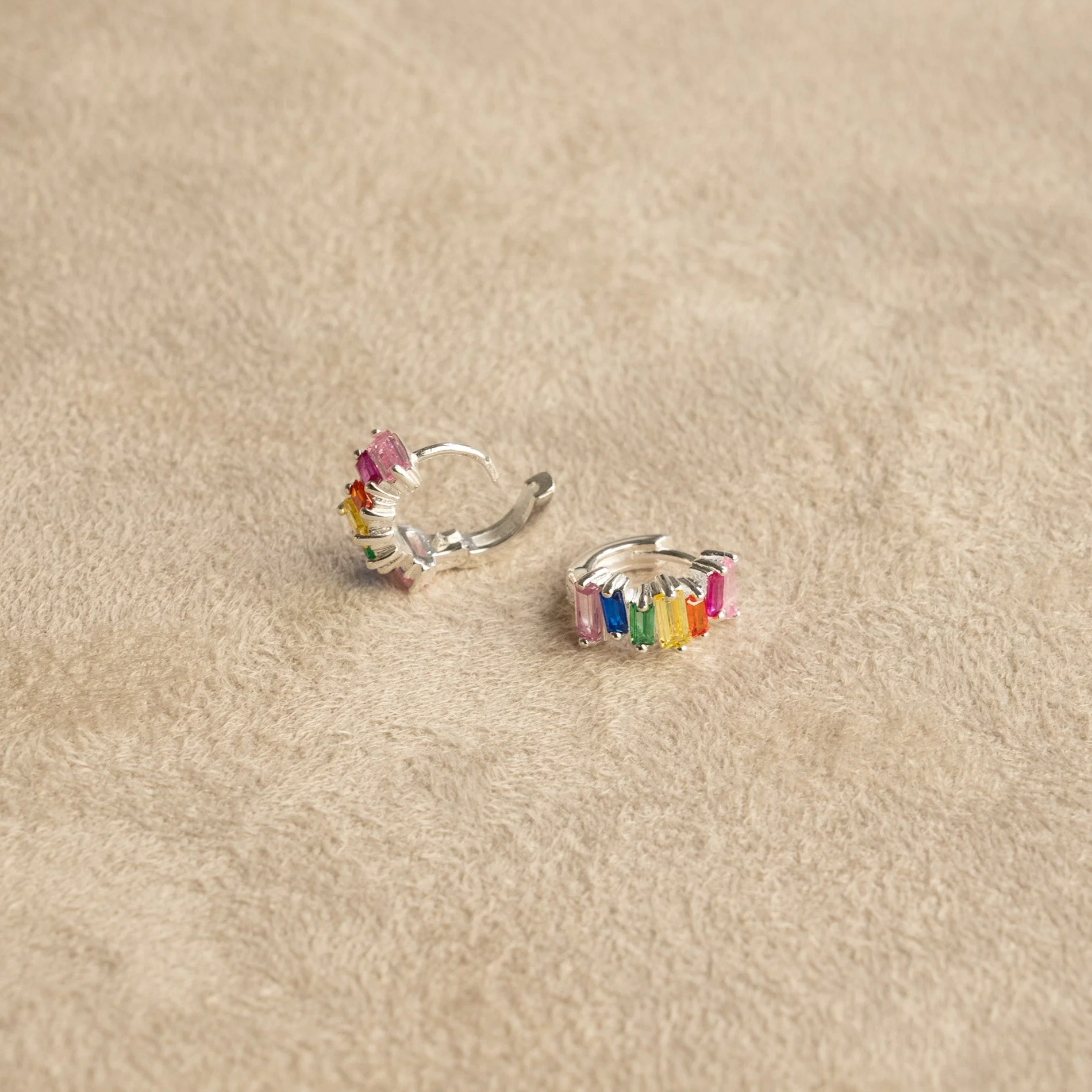 VANESSA RAINBOW SILVER CREOL EARRING - Image 4