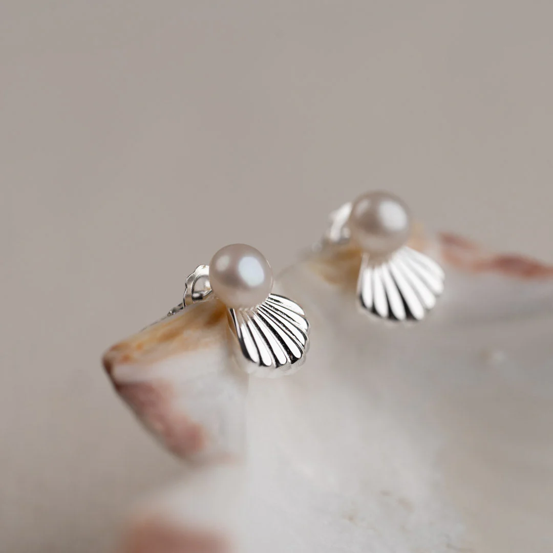 VENUS PEARL SILVER EARRING - Image 3