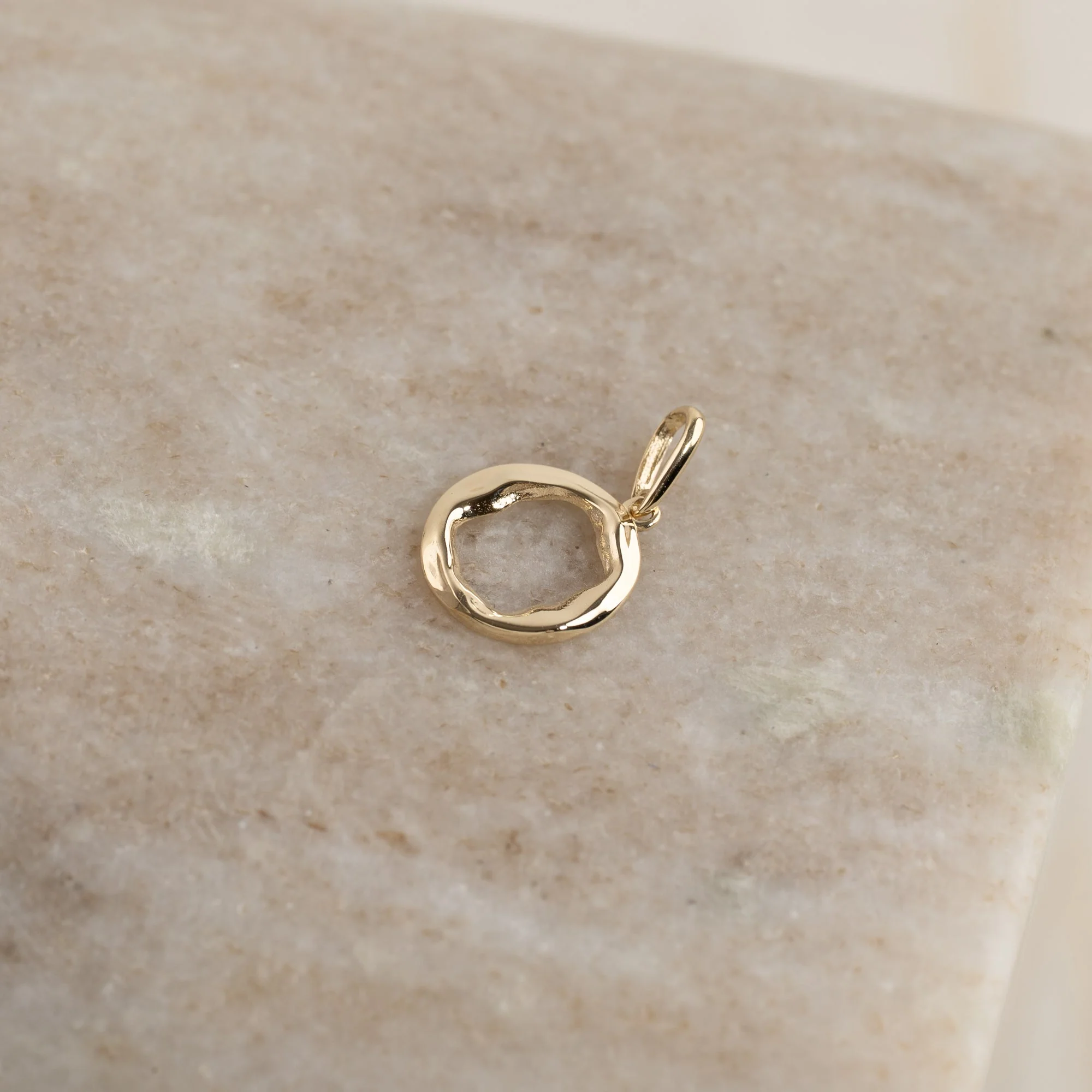 VILMA SOLID GOLD PENDANT - 10mm - Image 3
