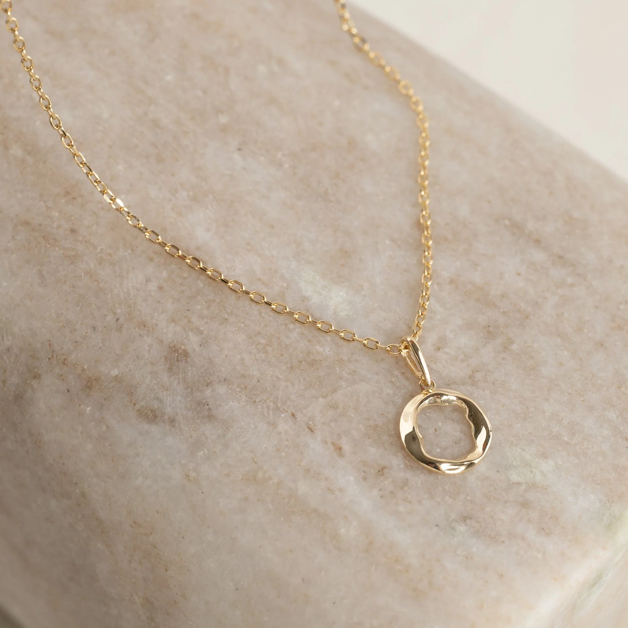 VILMA SOLID GOLD PENDANT - 10mm - Image 4