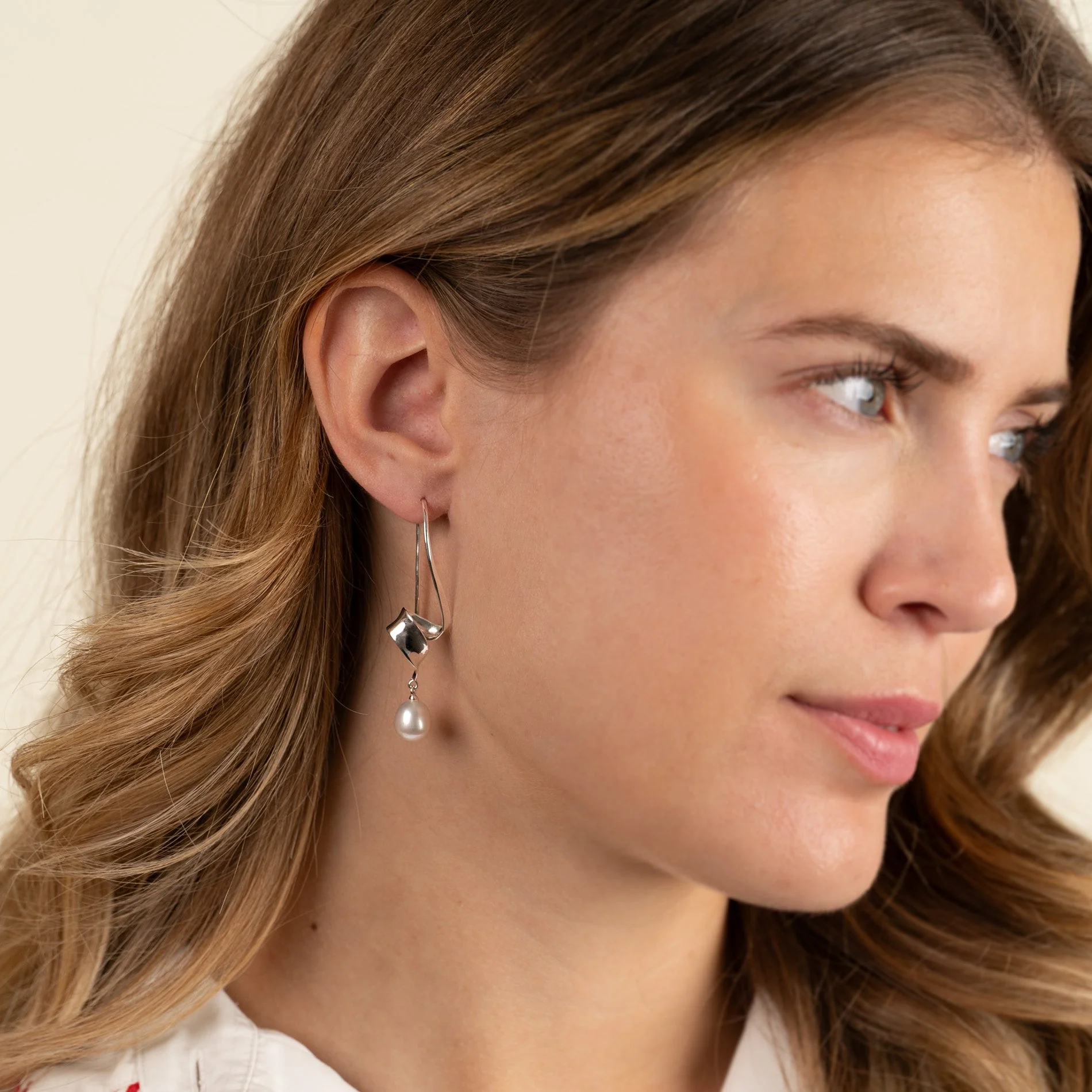 VITA PEARL SILVER EARRING - Image 5