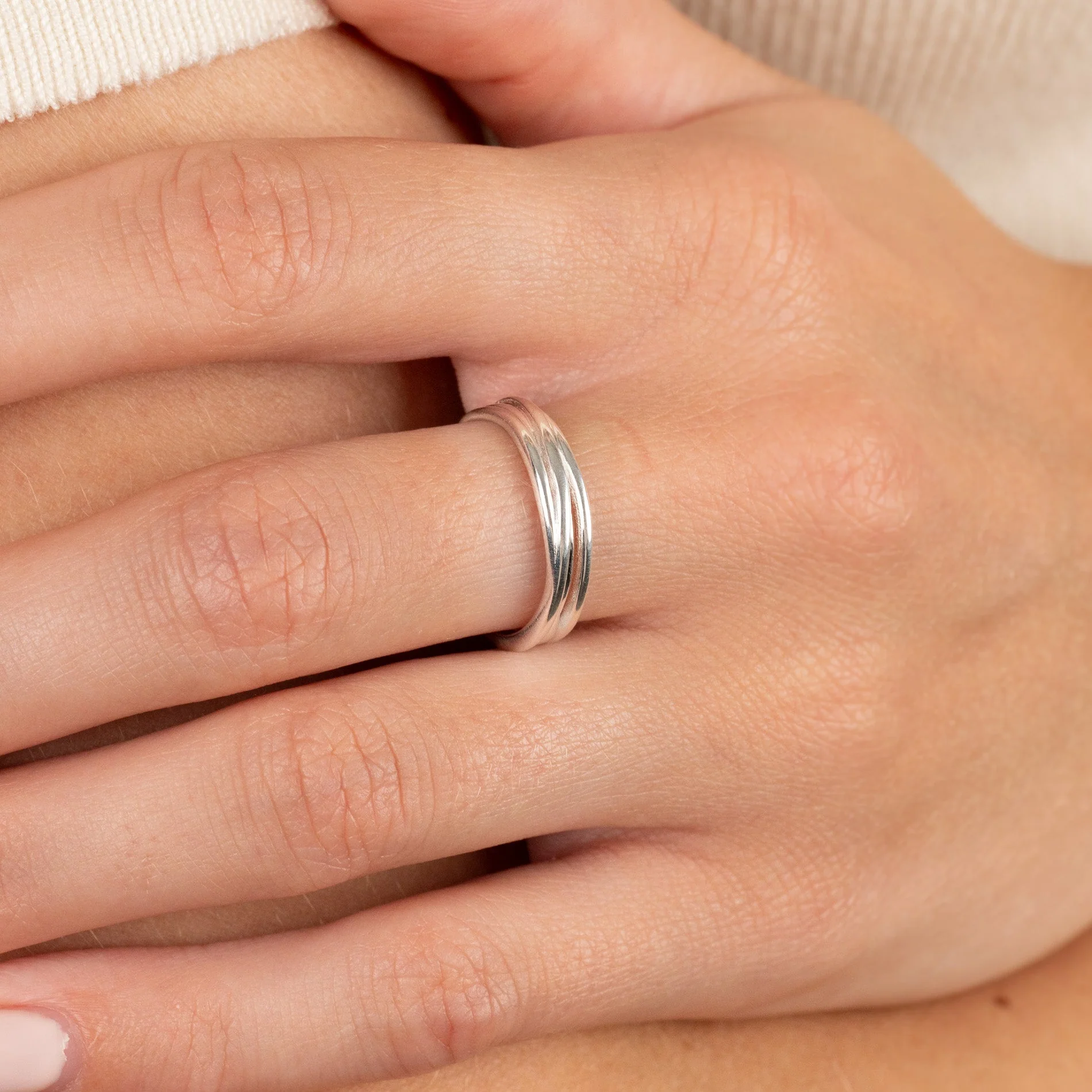 WILLOW SILVER RING - Image 6