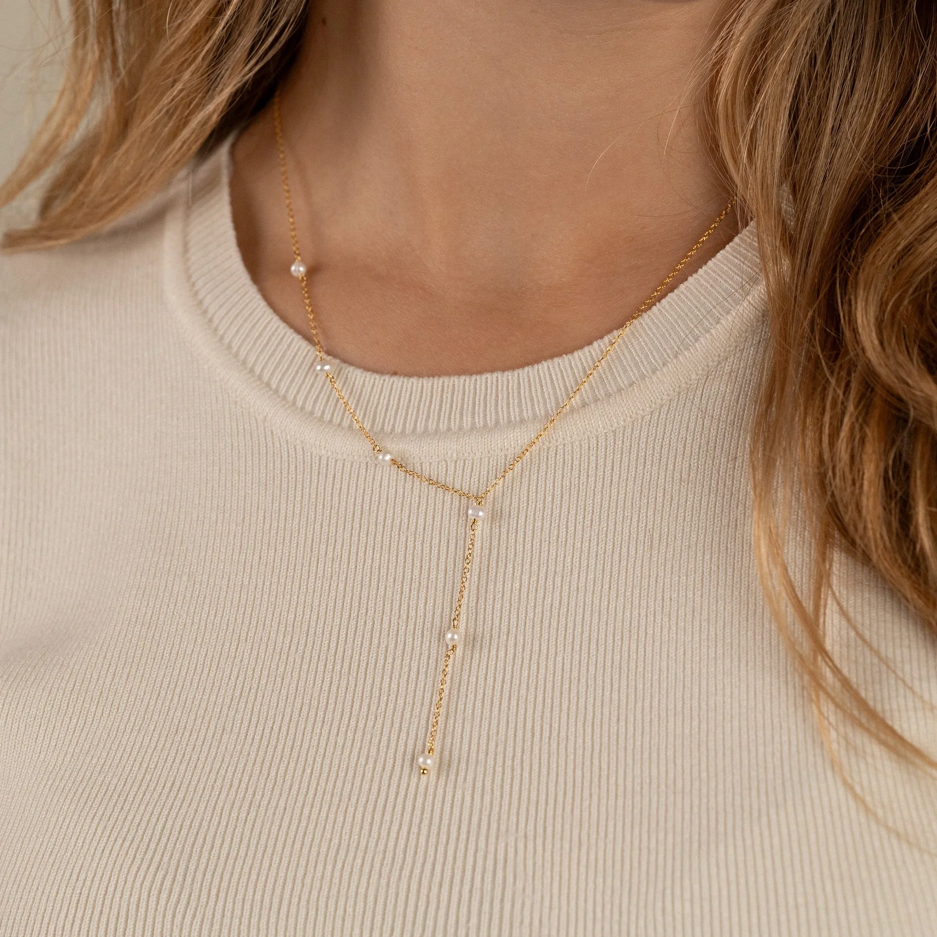 YASMIN PEARL GOLDEN NECKLACE - Image 6