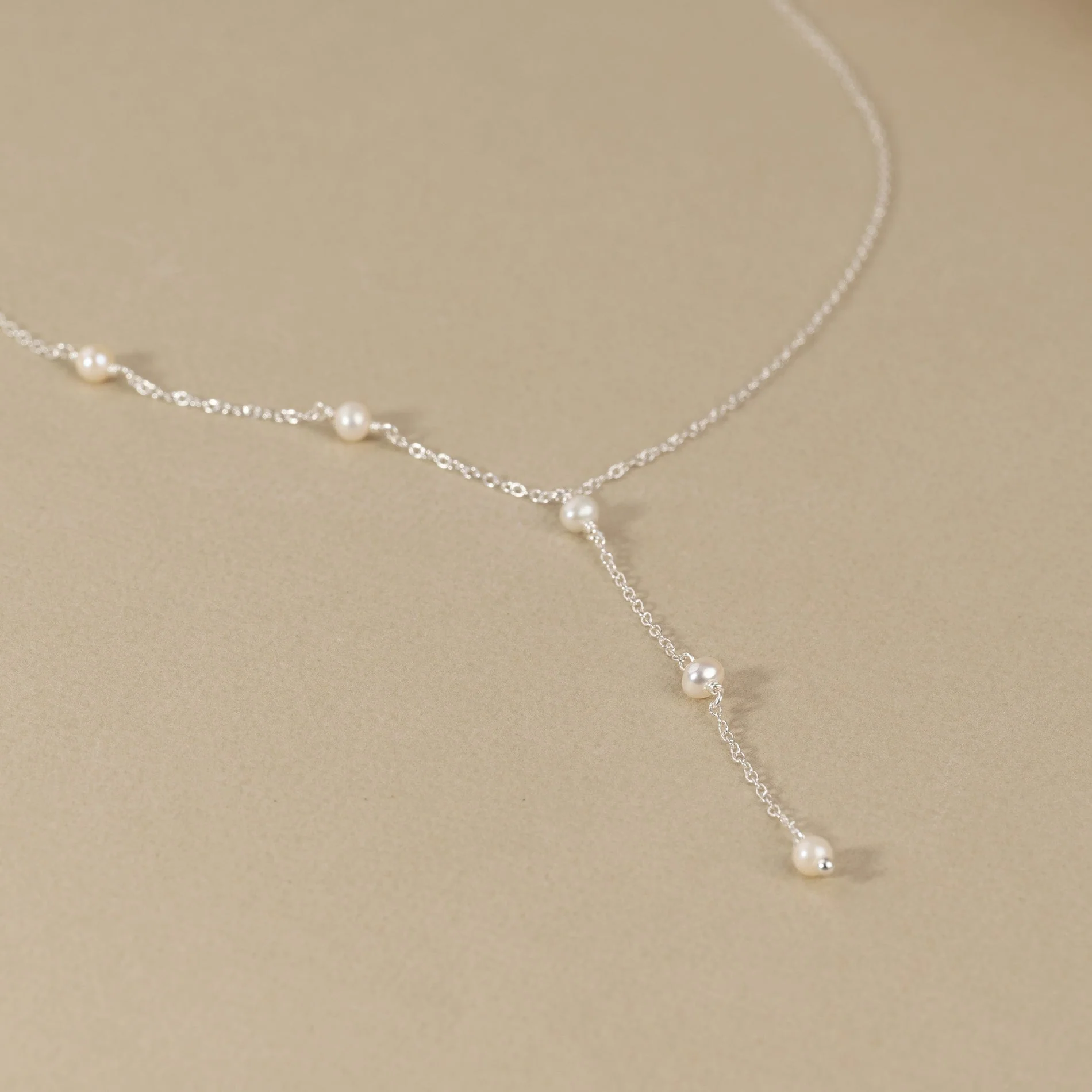 YASMIN PEARL SILVER NECKLACE - Image 2