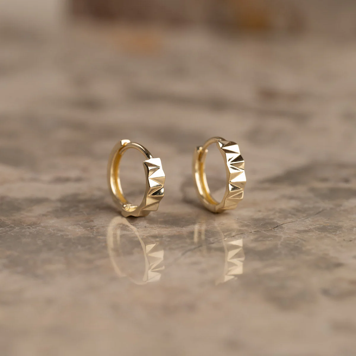 ZIGGY SOLID GOLD CREOL EARRING - Image 3